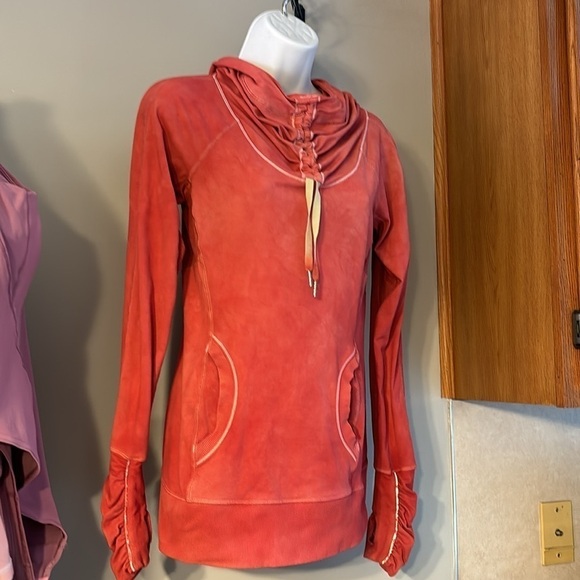 LULULEMON RUN FOR AMBITION HOODIE - Picture 2 of 4